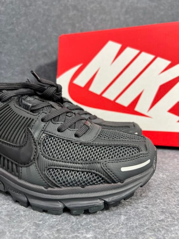 Nike Zoom Vomero 5 Anthracite