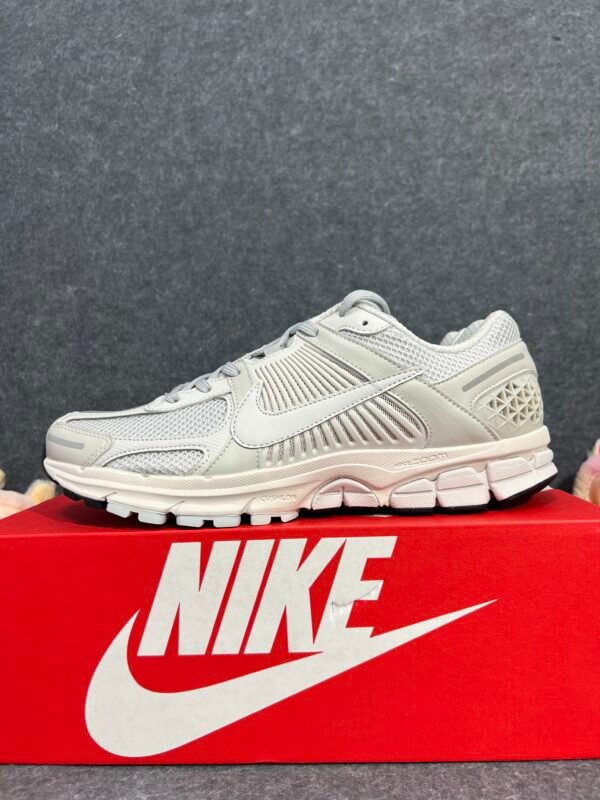 Nike Zoom Vomero 5 SP Vast Grey
