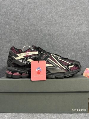 New Balance 1906A Black Pink