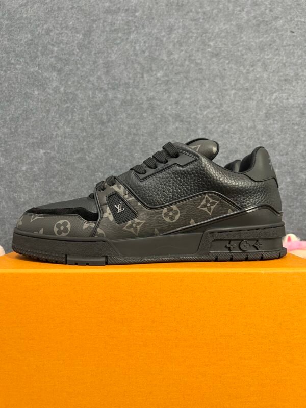 LOUIS VUITTON Trainer