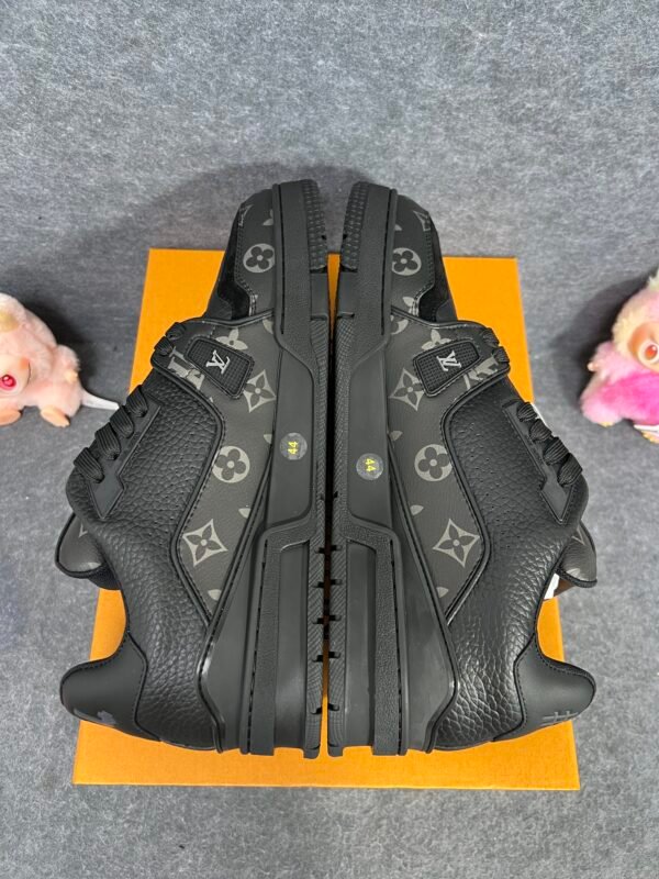 LOUIS VUITTON Trainer