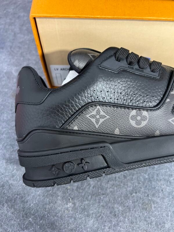 LOUIS VUITTON Trainer