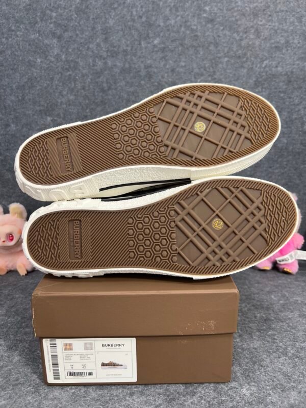 Burberry Low Top House Check Sneaker Taupe Brown