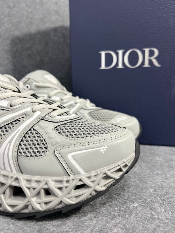DIOR B35 NXXT Gray