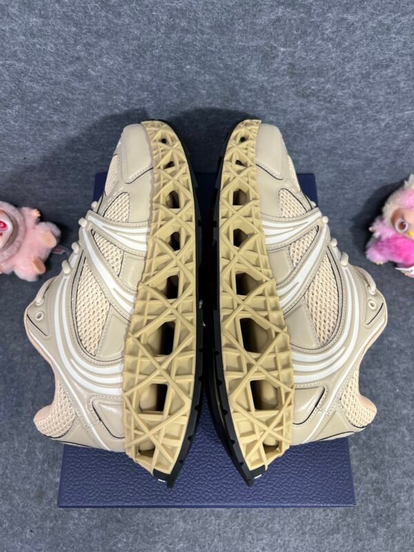 DIOR B35 NXXT Beige