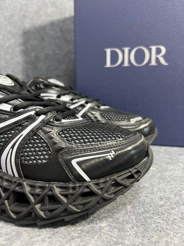 DIOR B35 NXXT Black