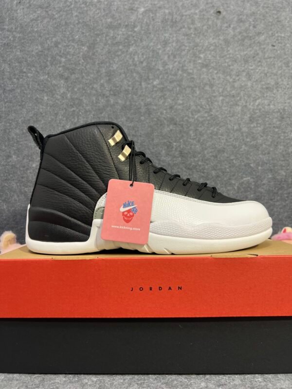 Jordan 12 Retro Playoffs (2022)