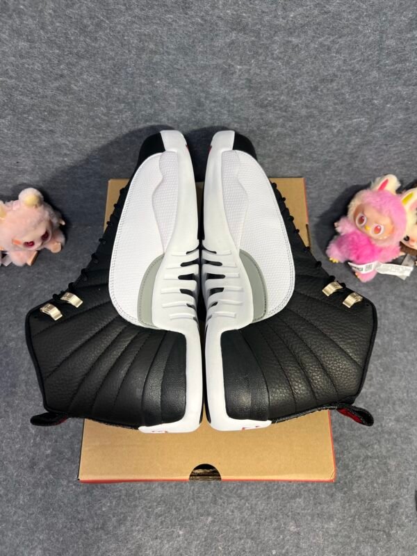 Jordan 12 Retro Playoffs (2022)