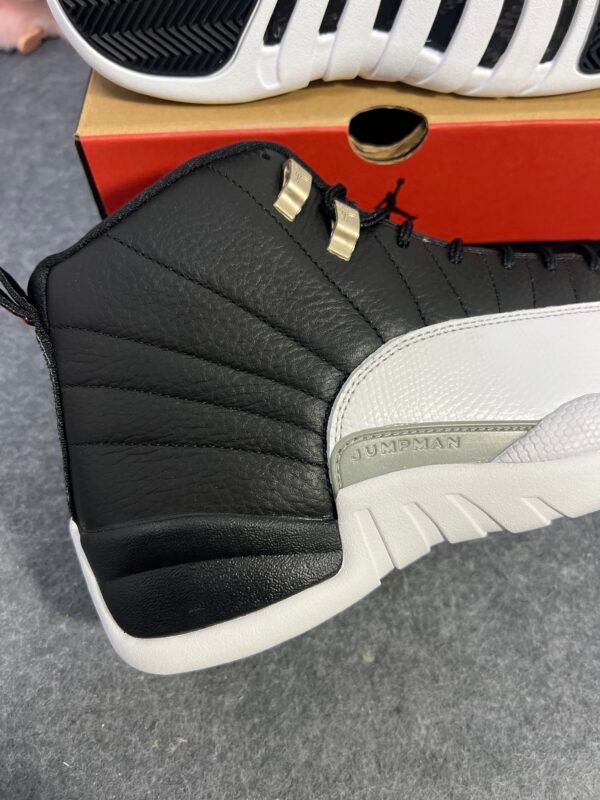 Jordan 12 Retro Playoffs (2022)