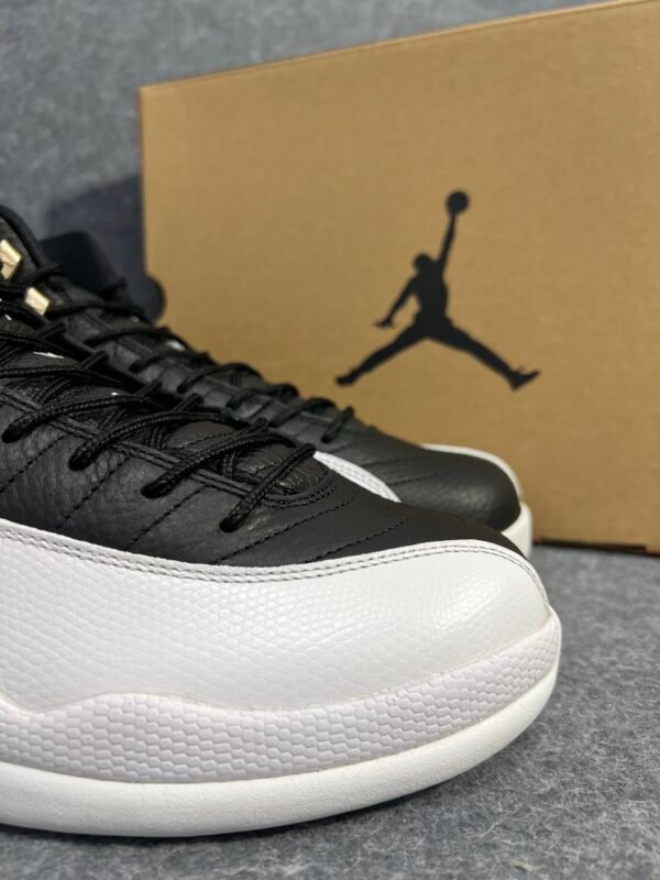 Jordan 12 Retro Playoffs (2022)