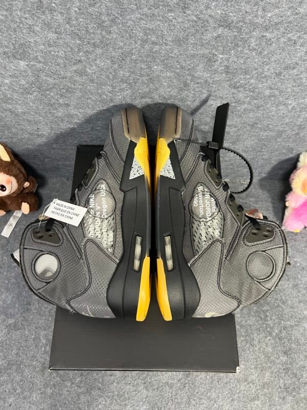 Jordan 5 Retro Off-White Muslin
