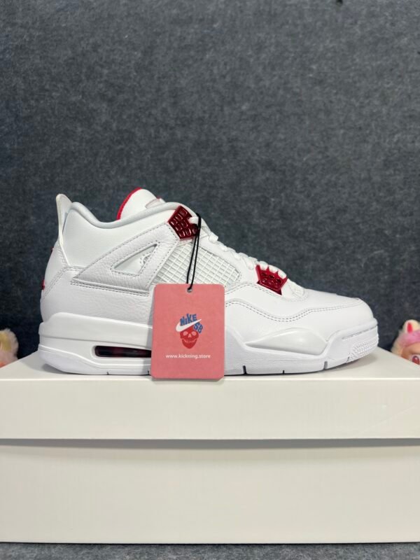 Jordan 4 Retro Metallic Red