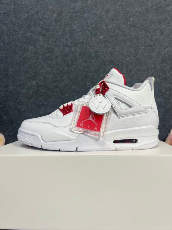 Jordan 4 Retro Metallic Red