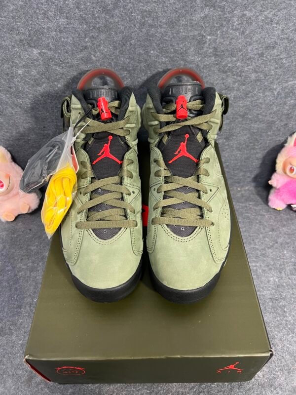Jordan 6 Retro Travis Scott