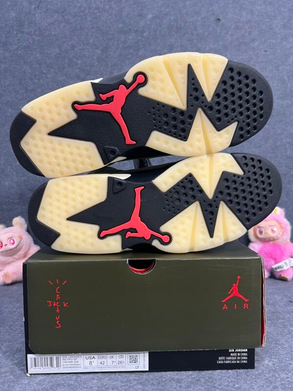 Jordan 6 Retro Travis Scott