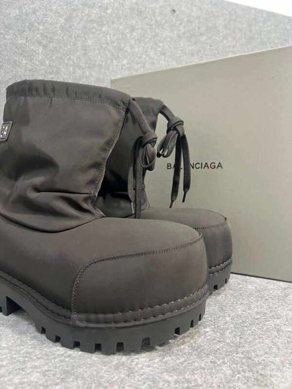 Balenciaga Alaska Low Boot Blcak