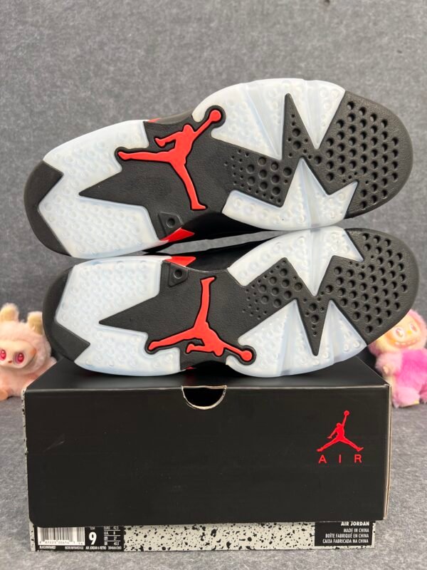 Jordan 6 Retro Black Infrared (2019)