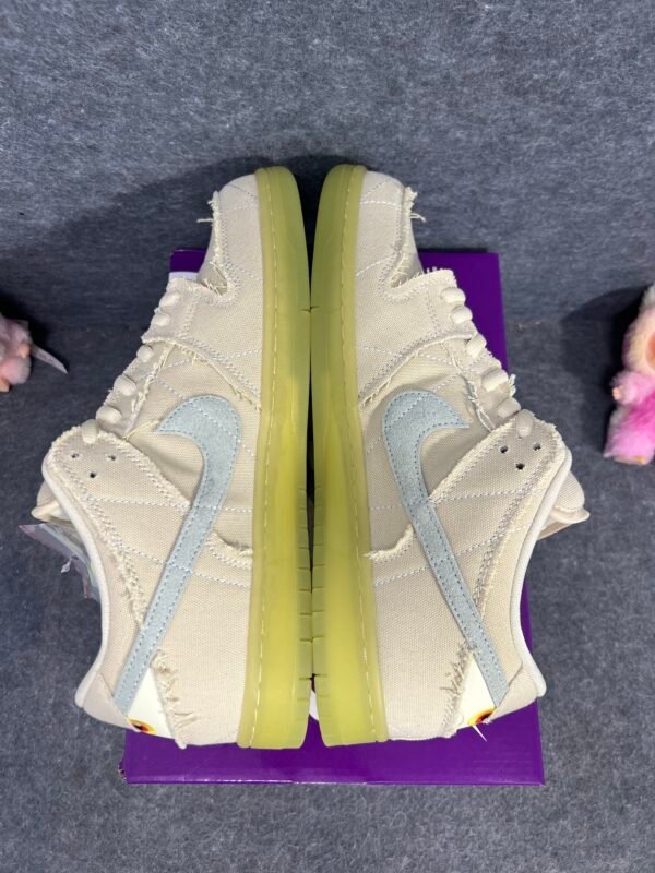 Nike SB Dunk Low Mummy