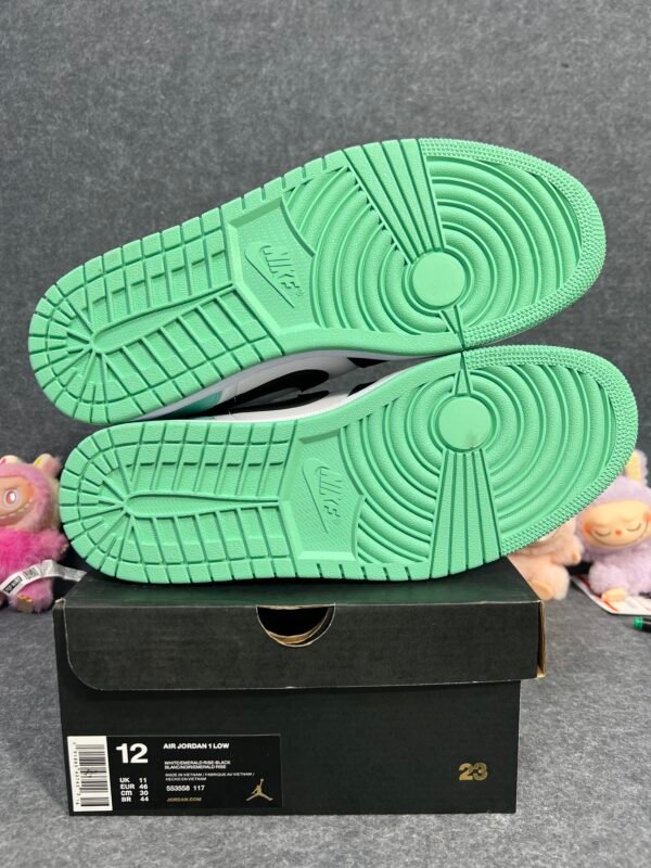 Jordan 1 Low Green Glow