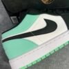Jordan 1 Low Green Glow