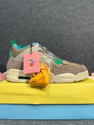 Jordan 4 Retro SP 30th Anniversary Union Taupe Haze