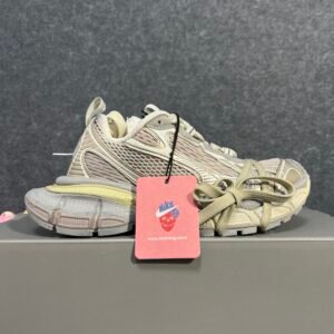 Balenciaga 3XL Off White
