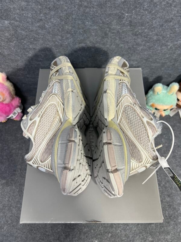 Balenciaga 3XL Off White