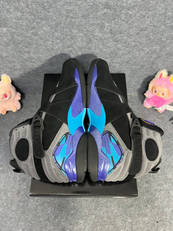 Jordan 8 Retro Aqua
