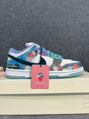 Nike SB Dunk Low Futura Laboratories Bleached Aqua