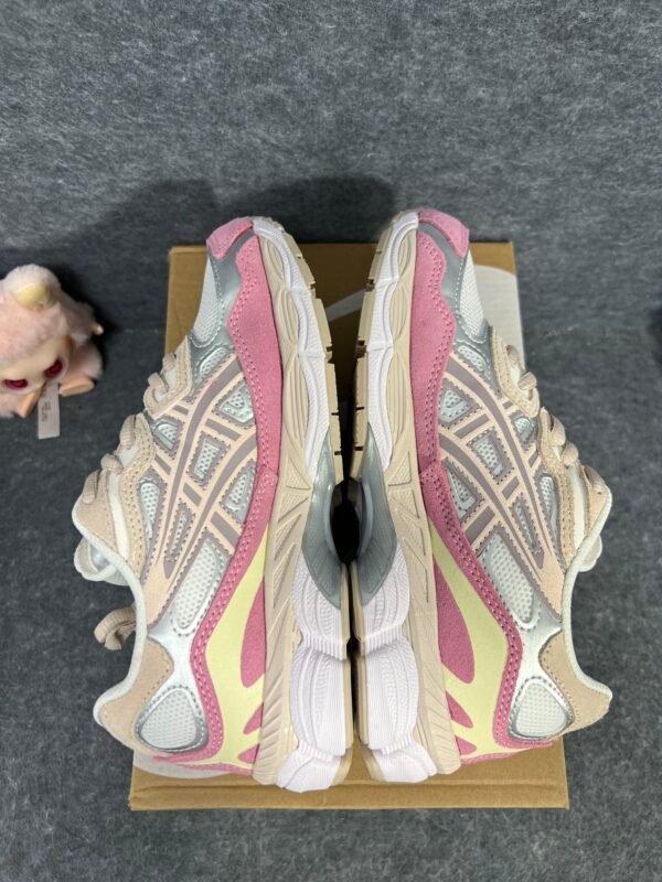 ASICS Gel-NYC Cream Mineral Beige Pink