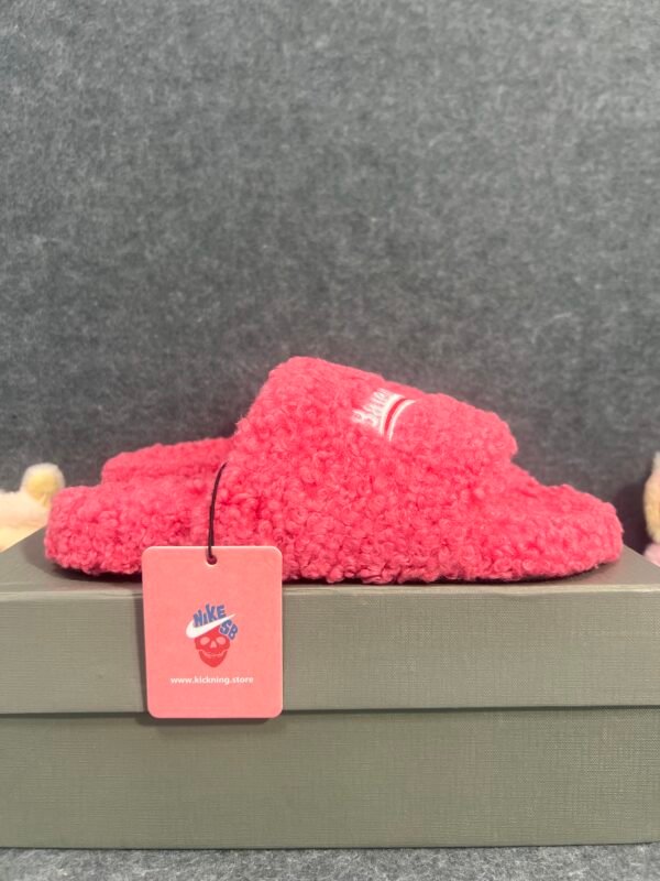 Balenciaga Furry Slide Pink