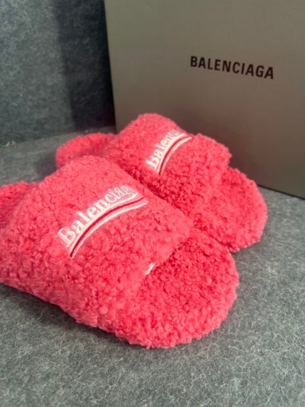 Balenciaga Furry Slide Pink