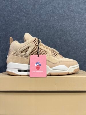 Air Jordan 4 Retro
