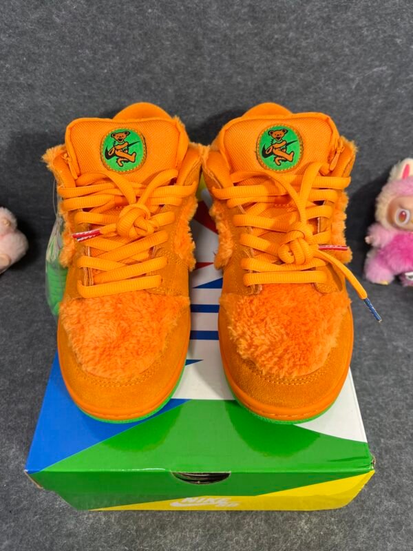 Nike SB Dunk Low Grateful Dead Bears Orange