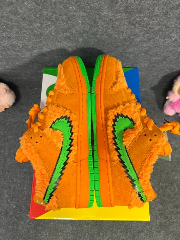 Nike SB Dunk Low Grateful Dead Bears Orange