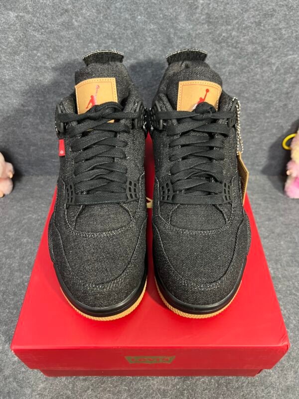 Jordan 4 Retro Levi’s Black