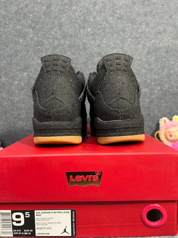 Jordan 4 Retro Levi’s Black