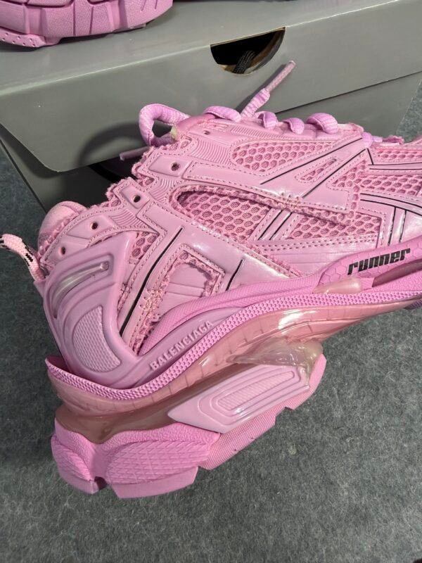 Balenciaga Runner Pink