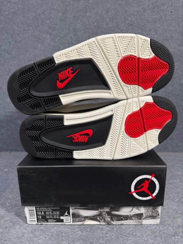 Jordan 4 Retro OG Flight Club