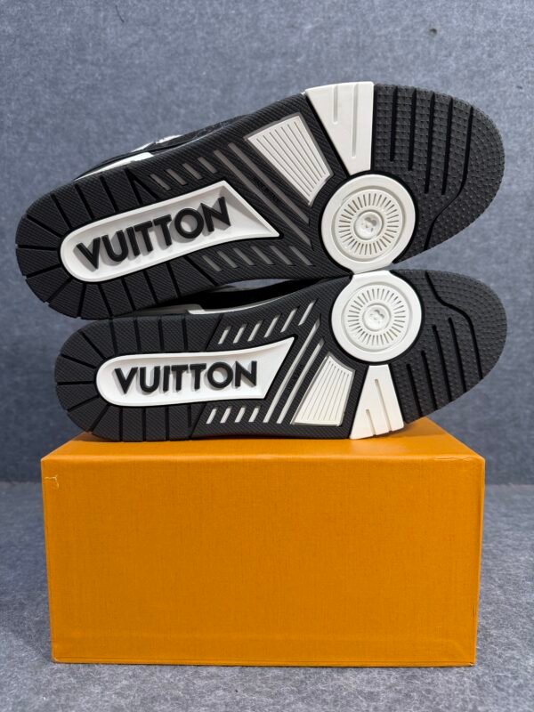 Louis Vuitton LV Trainer White Black