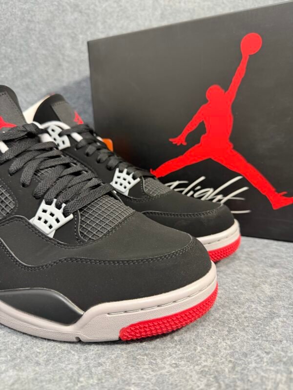 Jordan 4 Retro Bred