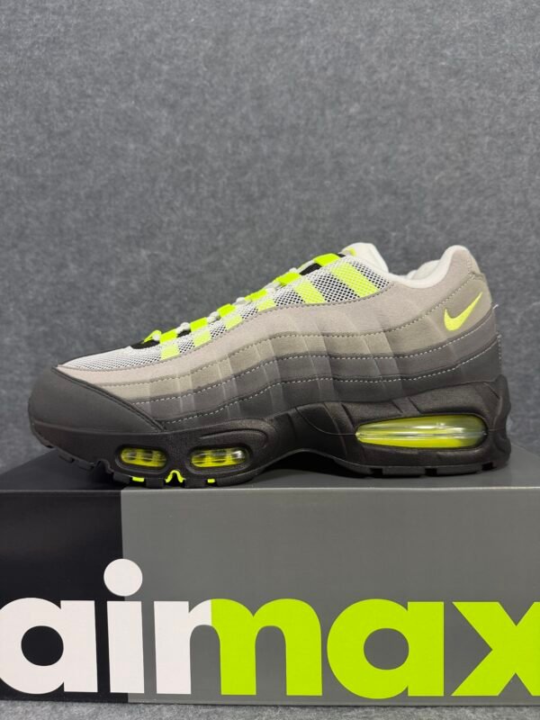 Nike Air Max 95 OG Neon