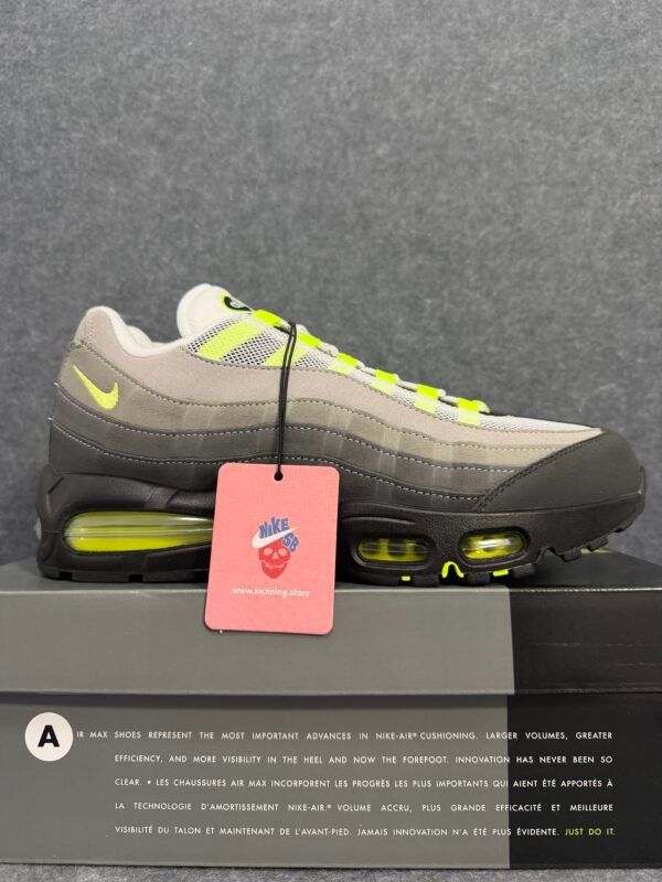 Nike Air Max 95 OG Neon