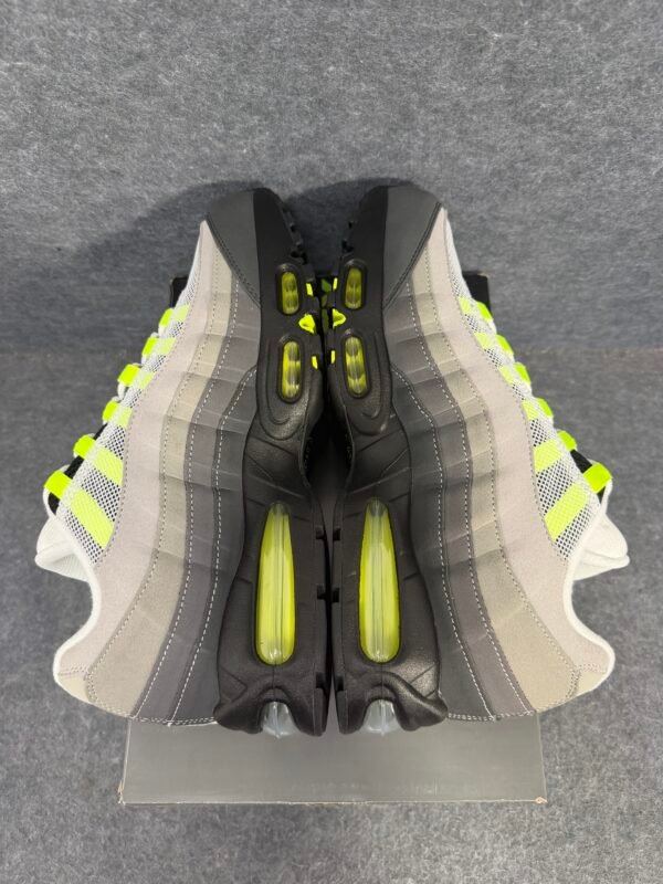 Nike Air Max 95 OG Neon