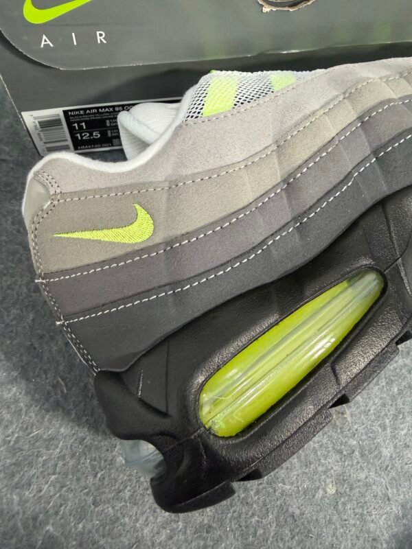 Nike Air Max 95 OG Neon