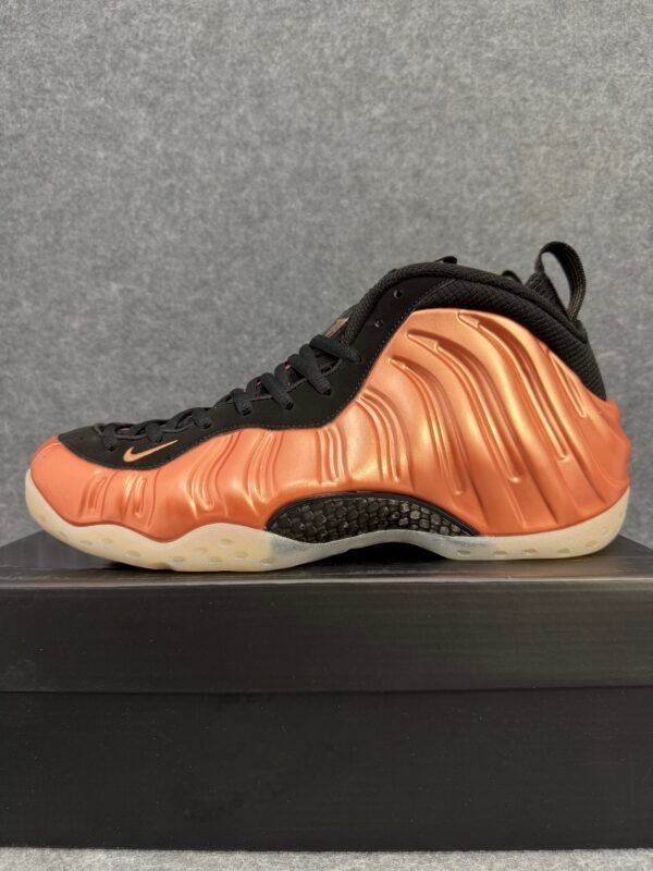 Nike Air Foamposite One brass
