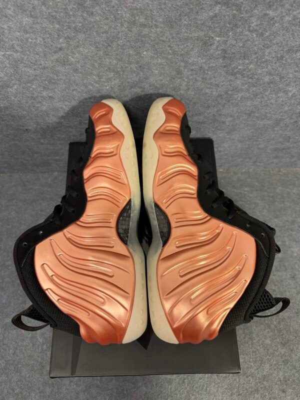 Nike Air Foamposite One brass