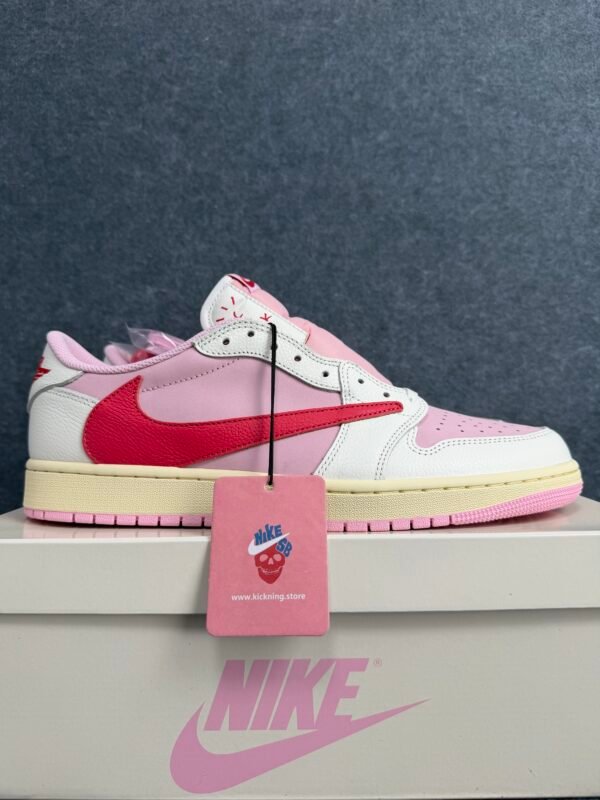 Jordan 1 Retro Low OG SP Travis Scott Pink