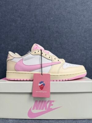 IMG_2183 Jordan 1 Retro Low OG SP Travis Scott