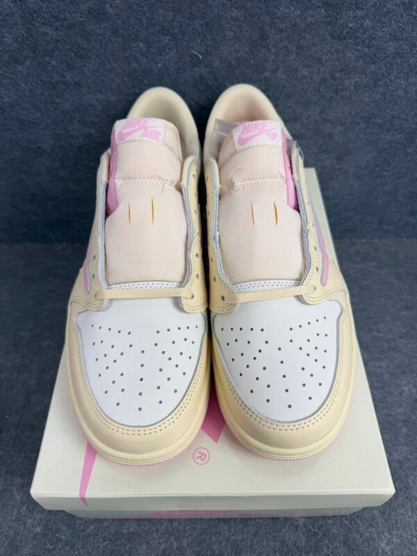 Jordan 1 Retro Low OG SP Travis Scott